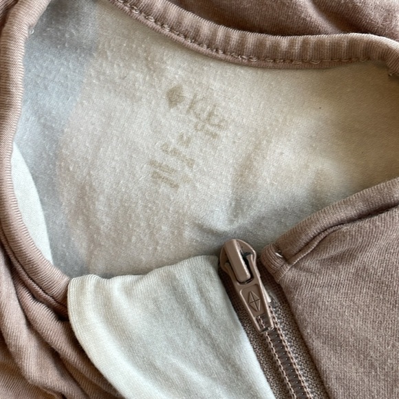 Kyte BABY bundle Sleep sack and matching zippered romper. Size M/ 6-12M - Sunset - Picture 3 of 5